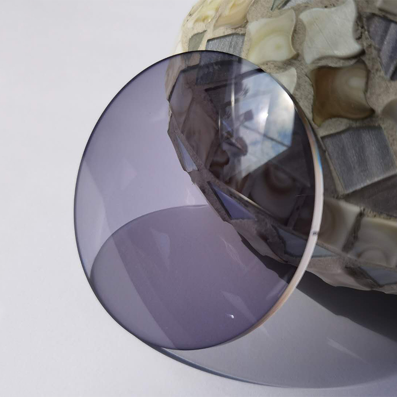 1.67 Fotokromik Lens SHMC